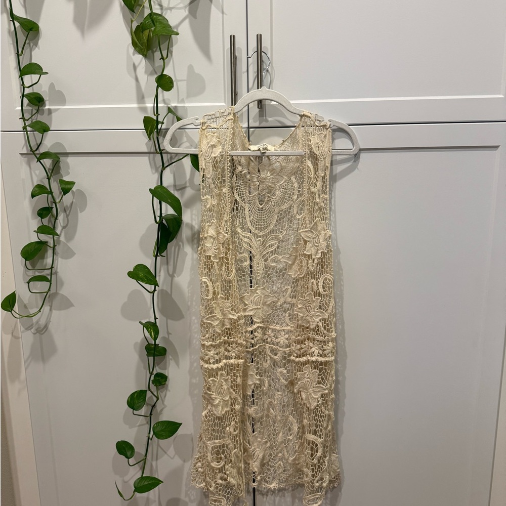 Umgee Cream Lace Crochet Top